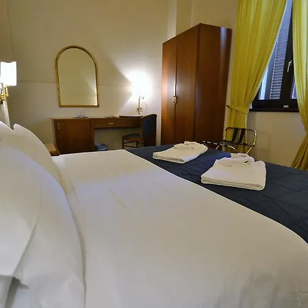 Hotel Posta Cecina (Livorno)