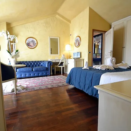 Posta 3* Cecina (Livorno)