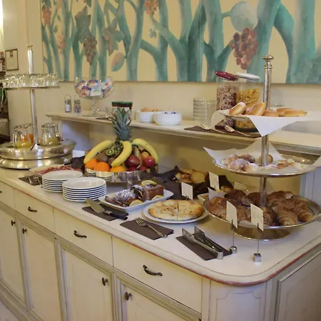 Hotel Posta Cecina (Livorno)