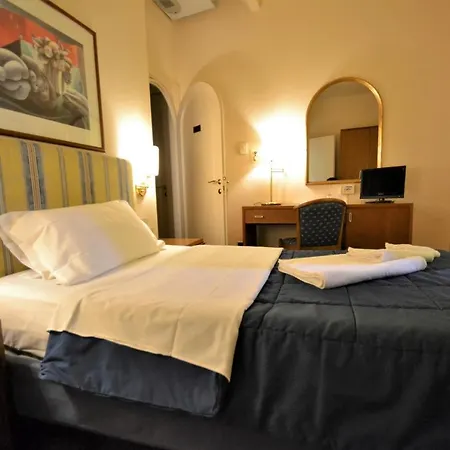 Hotel Posta Cecina (Livorno)